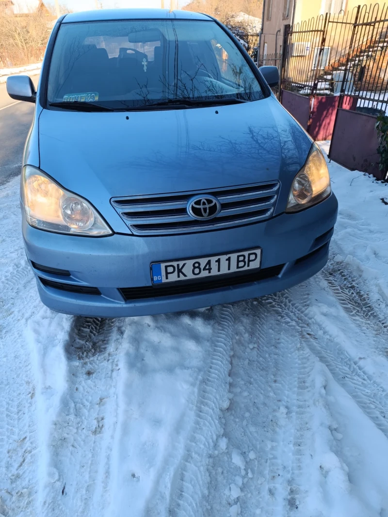 Toyota Avensis verso, снимка 1 - Автомобили и джипове - 48518416