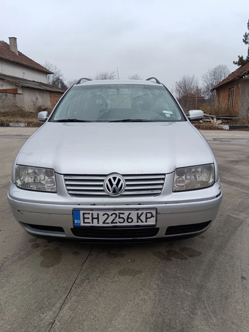 VW Bora, снимка 1 - Автомобили и джипове - 48657270