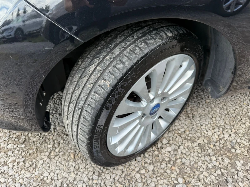 Ford Fiesta 1.6hdi* 90ks* Titanium* ТОР* , снимка 15 - Автомобили и джипове - 51000002