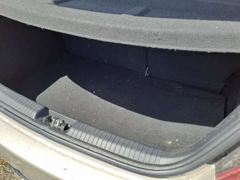 Hyundai I20 1.2i, снимка 9 - Автомобили и джипове - 51496284