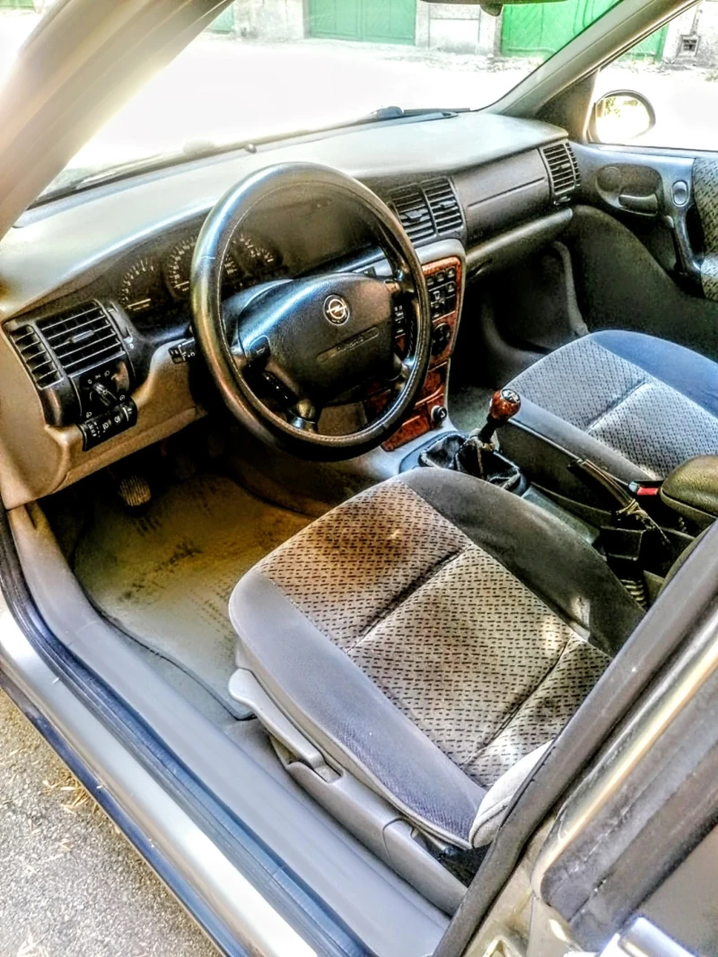 Opel Vectra B | 2.0 16V |  CDX пакет, снимка 9 - Автомобили и джипове - 52407942