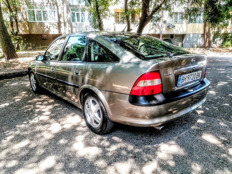 Opel Vectra B | 2.0 16V |  CDX пакет, снимка 7 - Автомобили и джипове - 52407942