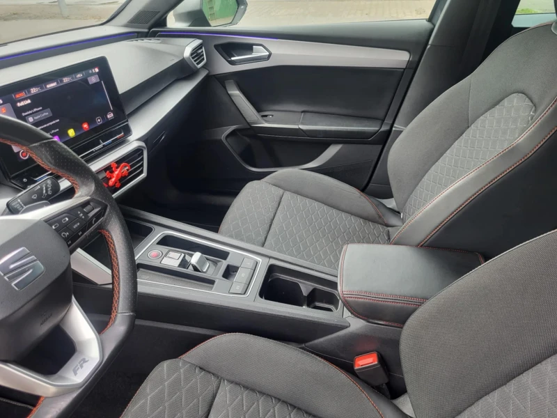 Seat Leon FR 1.5 TGI/Метан/Бензин, снимка 12 - Автомобили и джипове - 52215760