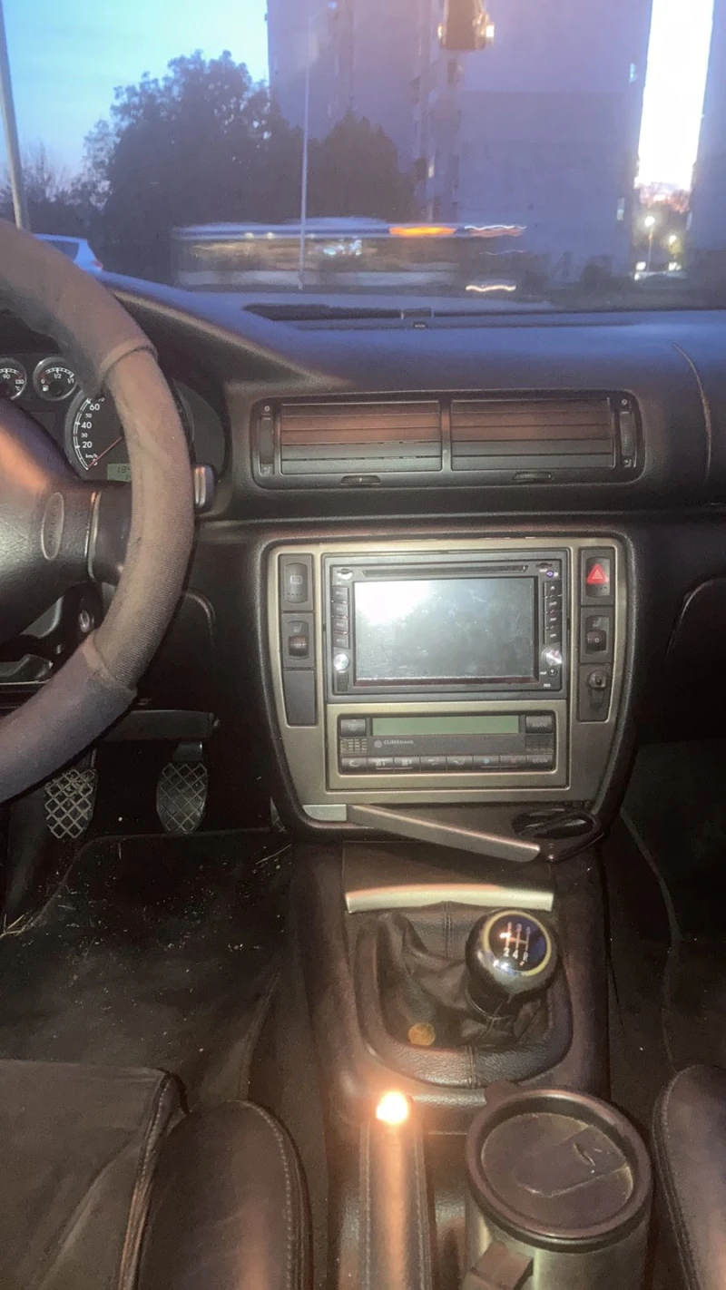 VW Passat, снимка 7 - Автомобили и джипове - 52577145