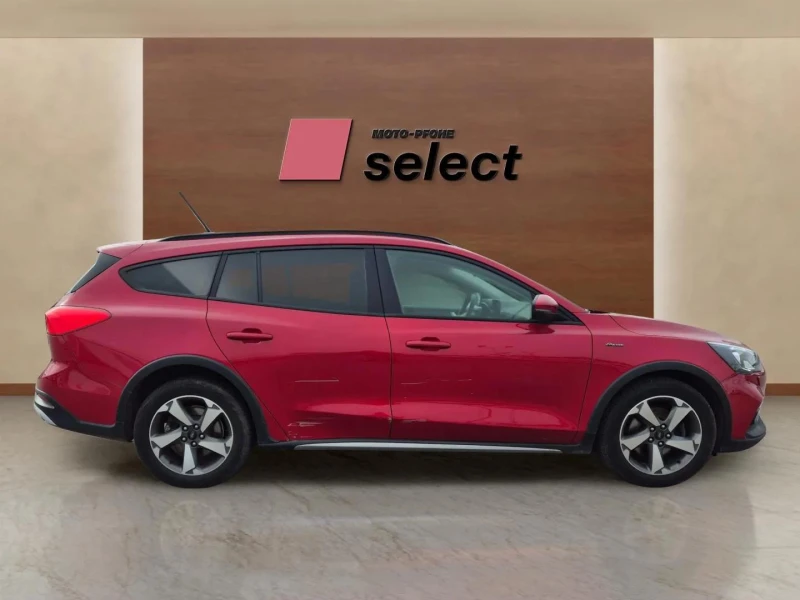 Ford Focus 1.0 EcoBoost, снимка 4 - Автомобили и джипове - 53599475