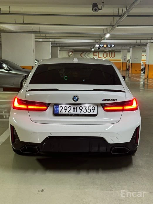 BMW 340 i HARMAN KARDON* DISTRONIC* HEAD-UP* 360 CAM* , снимка 4 - Автомобили и джипове - 54101312