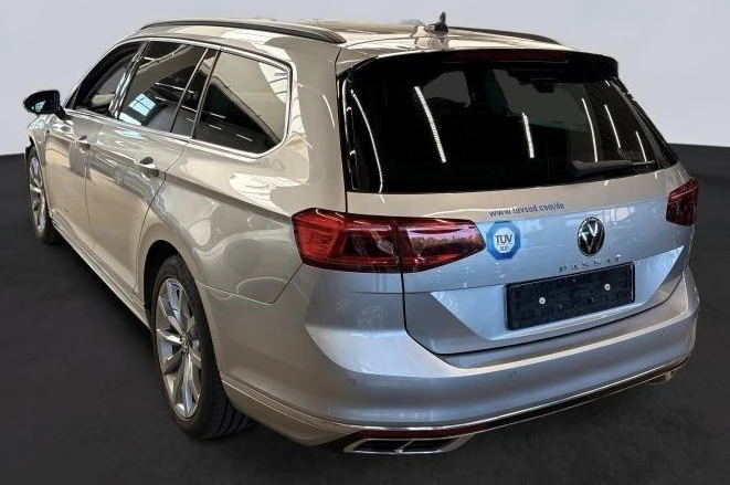 VW Passat R-Line/2.0 TDI/150/ PS/3м.23г., снимка 3 - Автомобили и джипове - 55066682