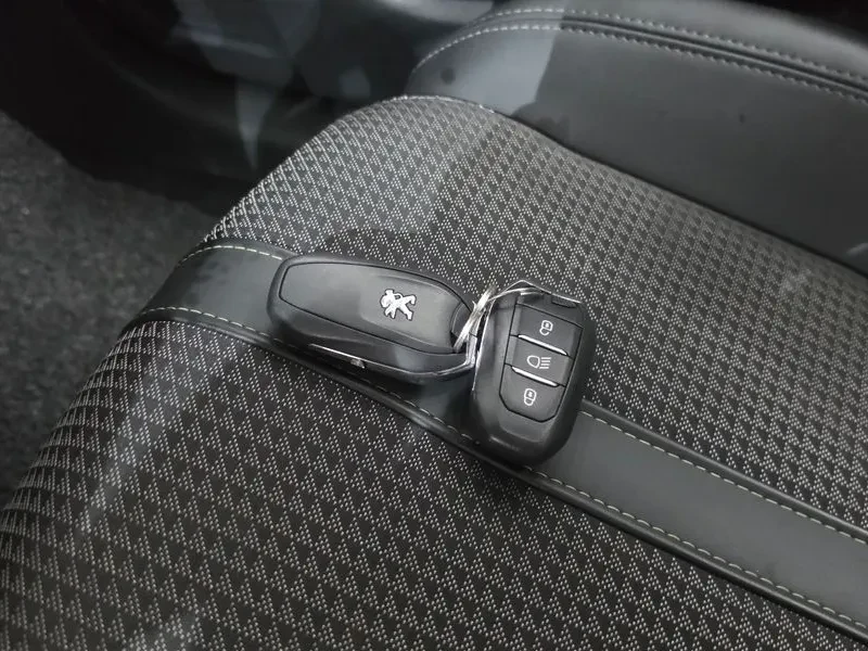 Peugeot 208 Gt Line | Mobile.bg � ����������� 15