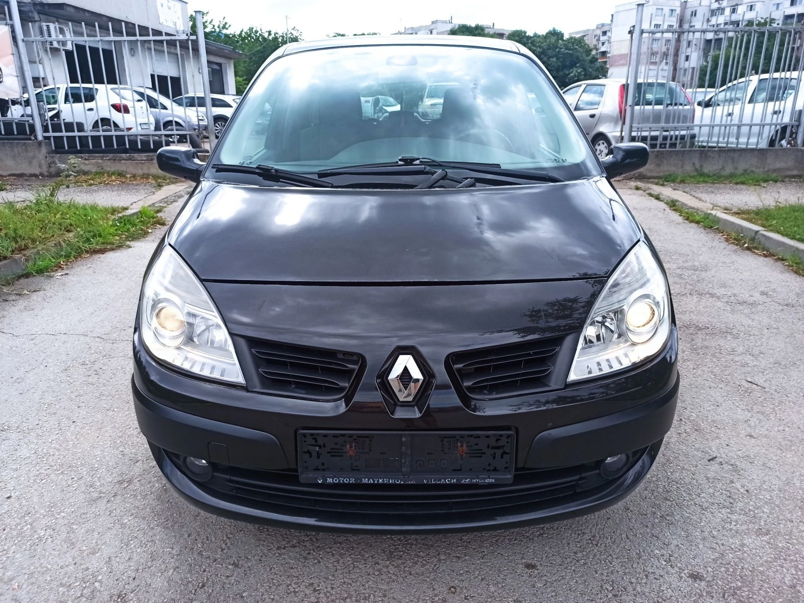 Renault Scenic 1.4I - изображение 2