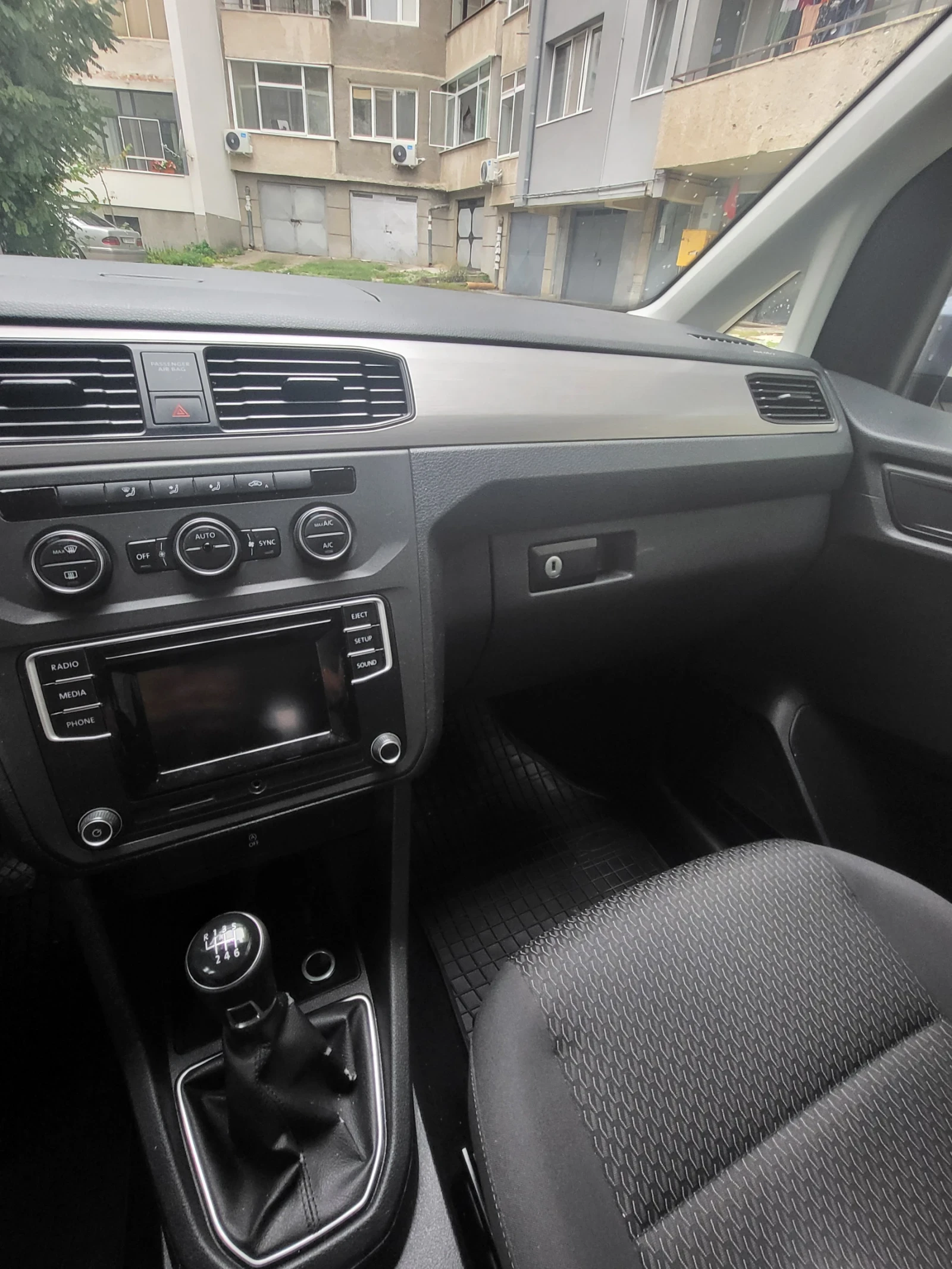 VW Caddy 1.4 | Mobile.bg   13