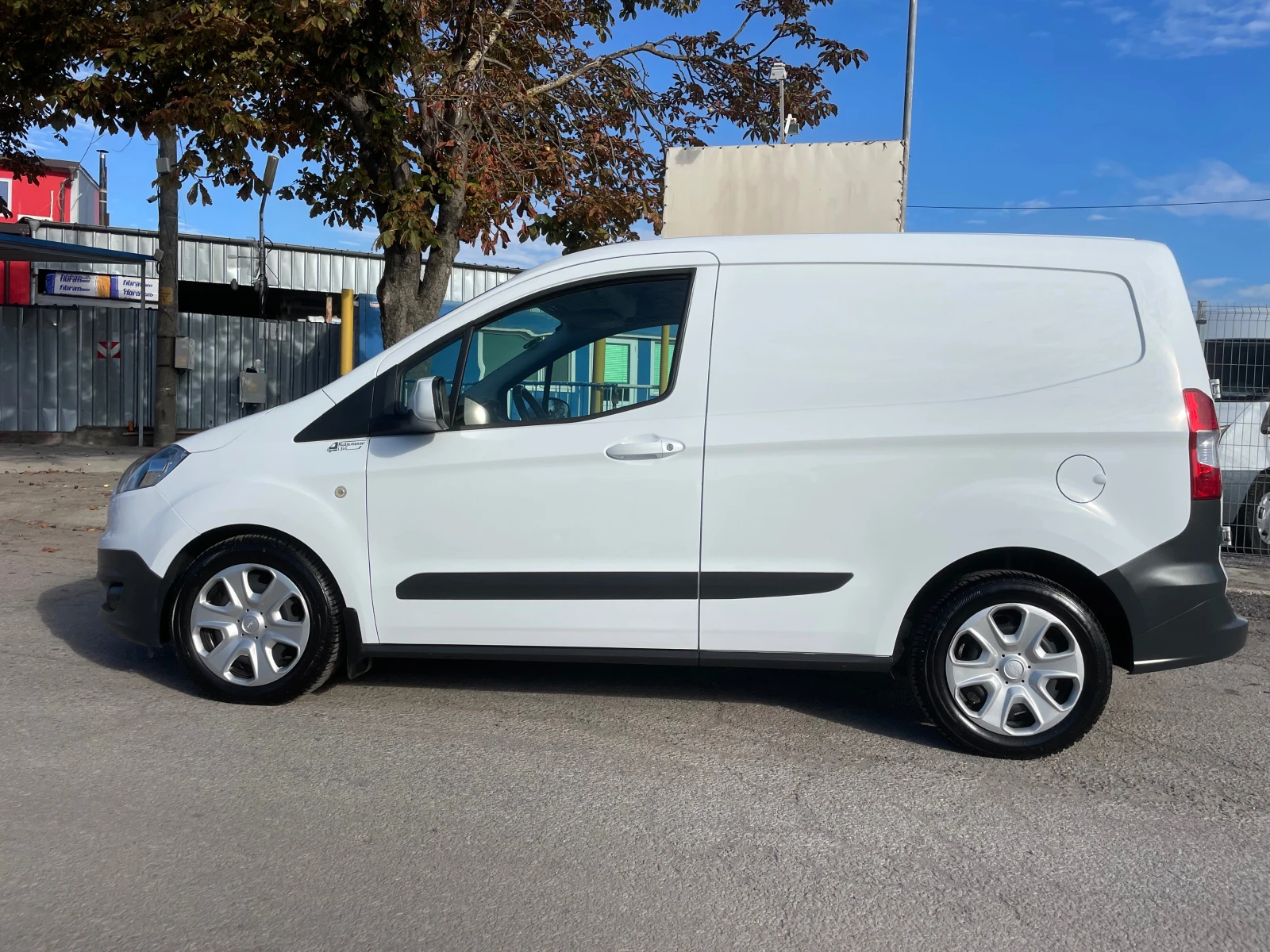 Ford Courier 1.5TDCi - изображение 2