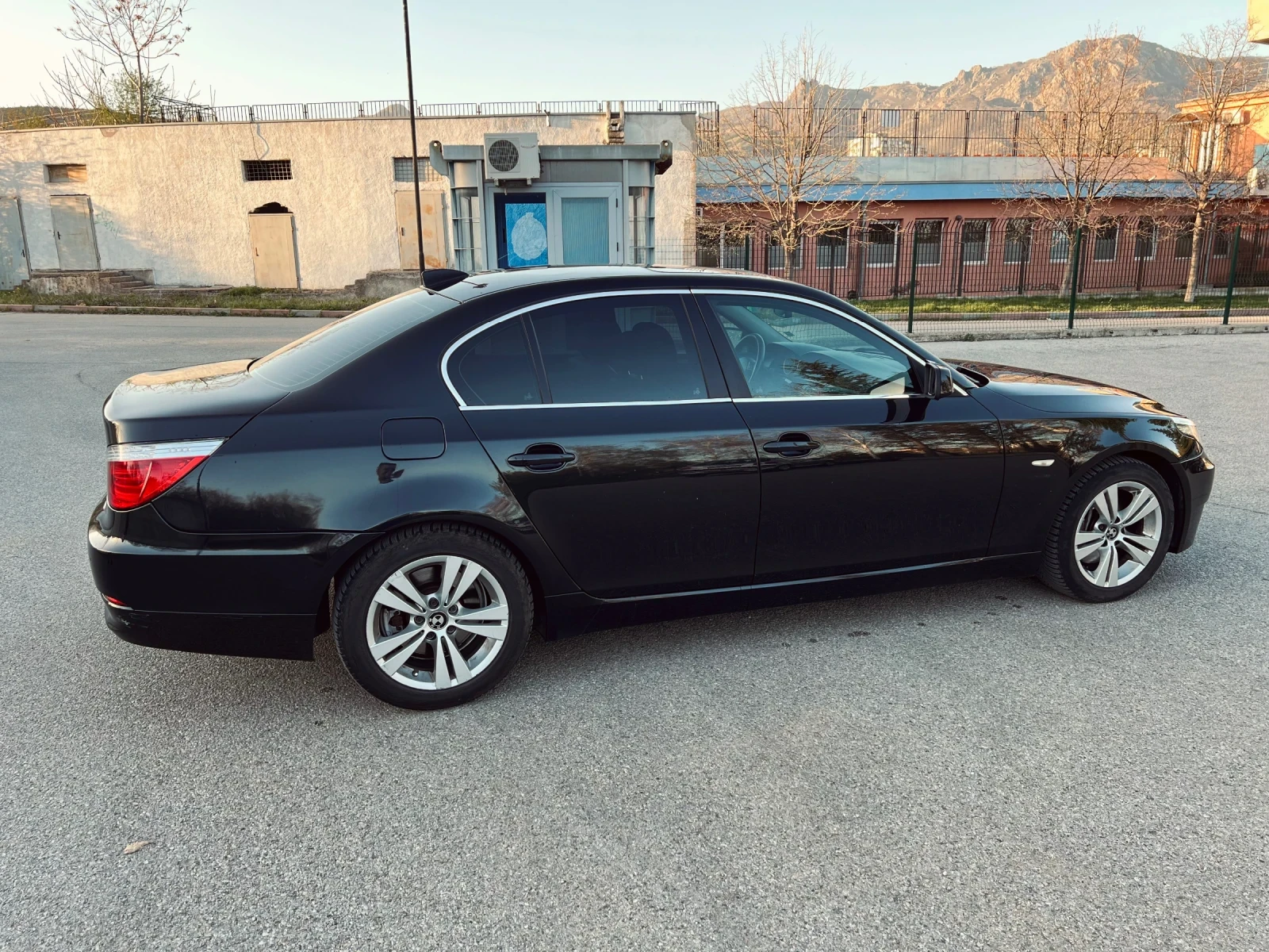 BMW 528   | Mobile.bg   2