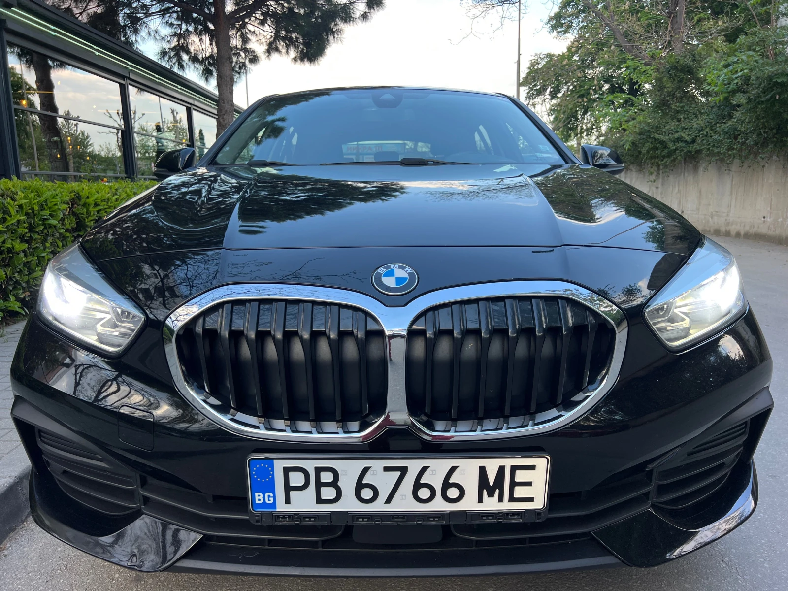 BMW 116 d XENON/NAVI/DISTRONIK/AVTOMAT/UNIKAT - изображение 2