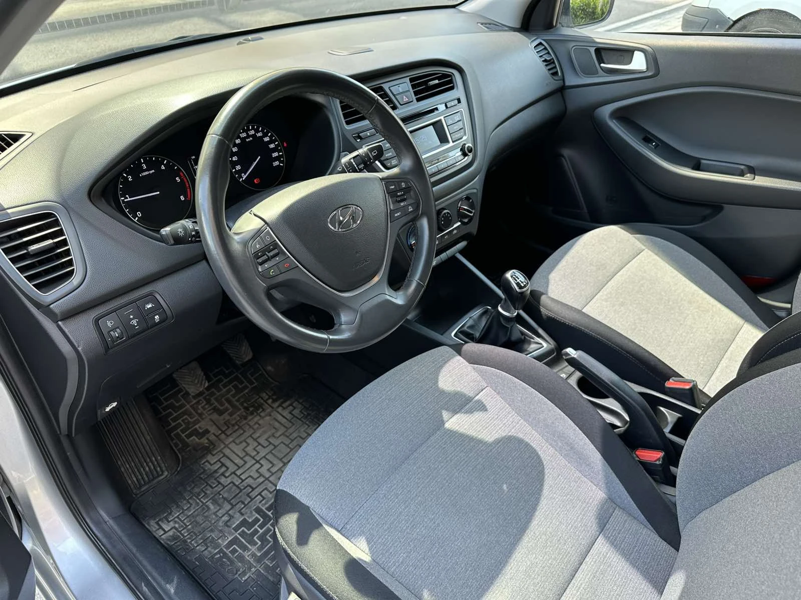 Hyundai I20  - изображение 6