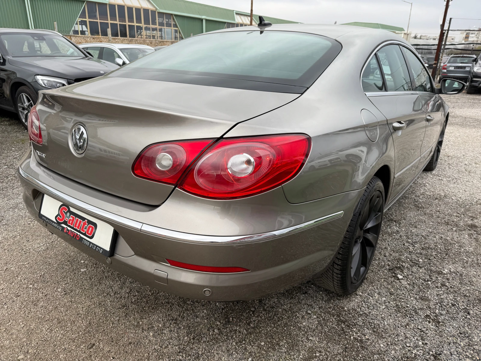 VW Passat CC 2.OTSI АВТОМАТ* ПАНОРАМА* ПОДГРЕВ* КСЕНОН* КОЖА - изображение 5