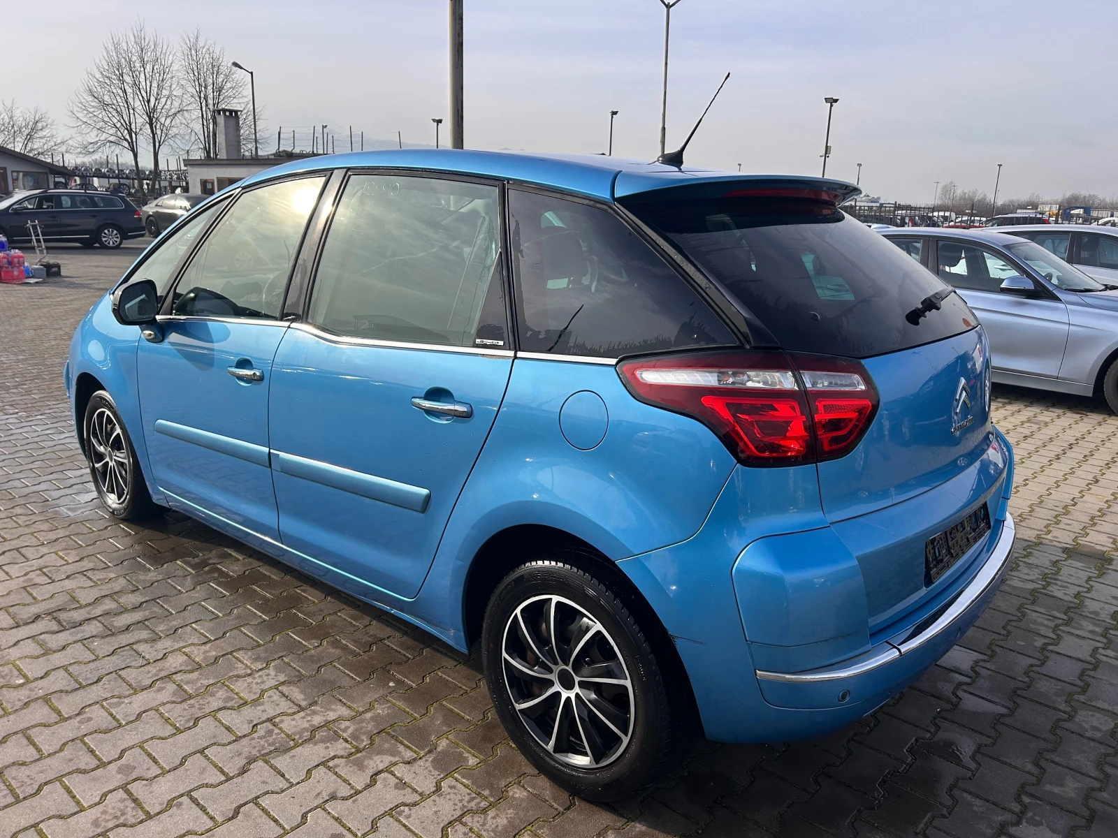 Citroen C4 Picasso 2.0HDI AVTOMAT/NAVI EURO 4 - изображение 8