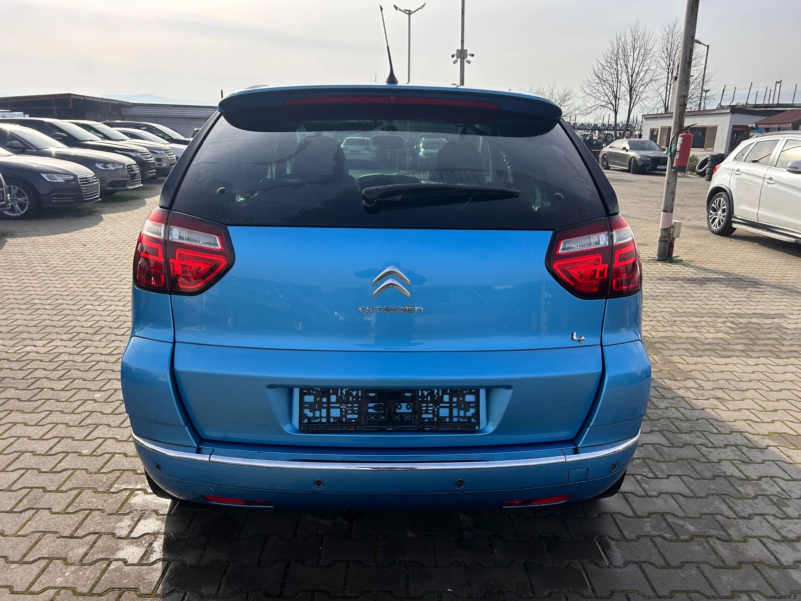 Citroen C4 Picasso 2.0HDI AVTOMAT/NAVI EURO 4 - изображение 7