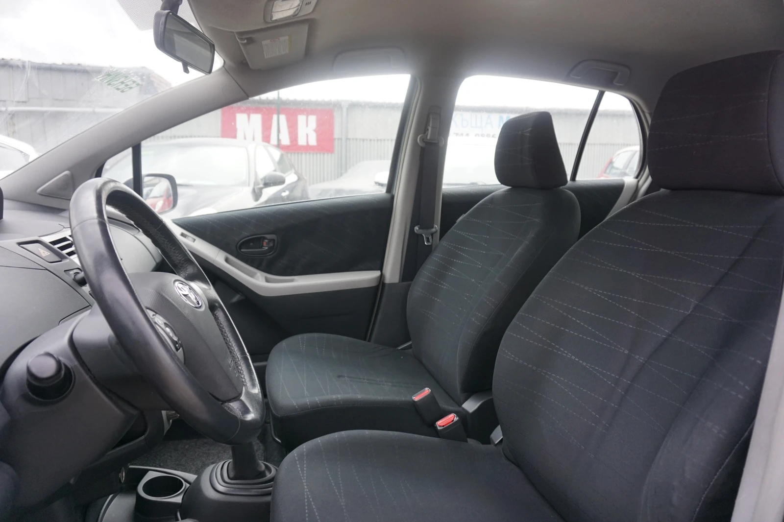 Toyota Yaris 1.0i | Mobile.bg � ����������� 13