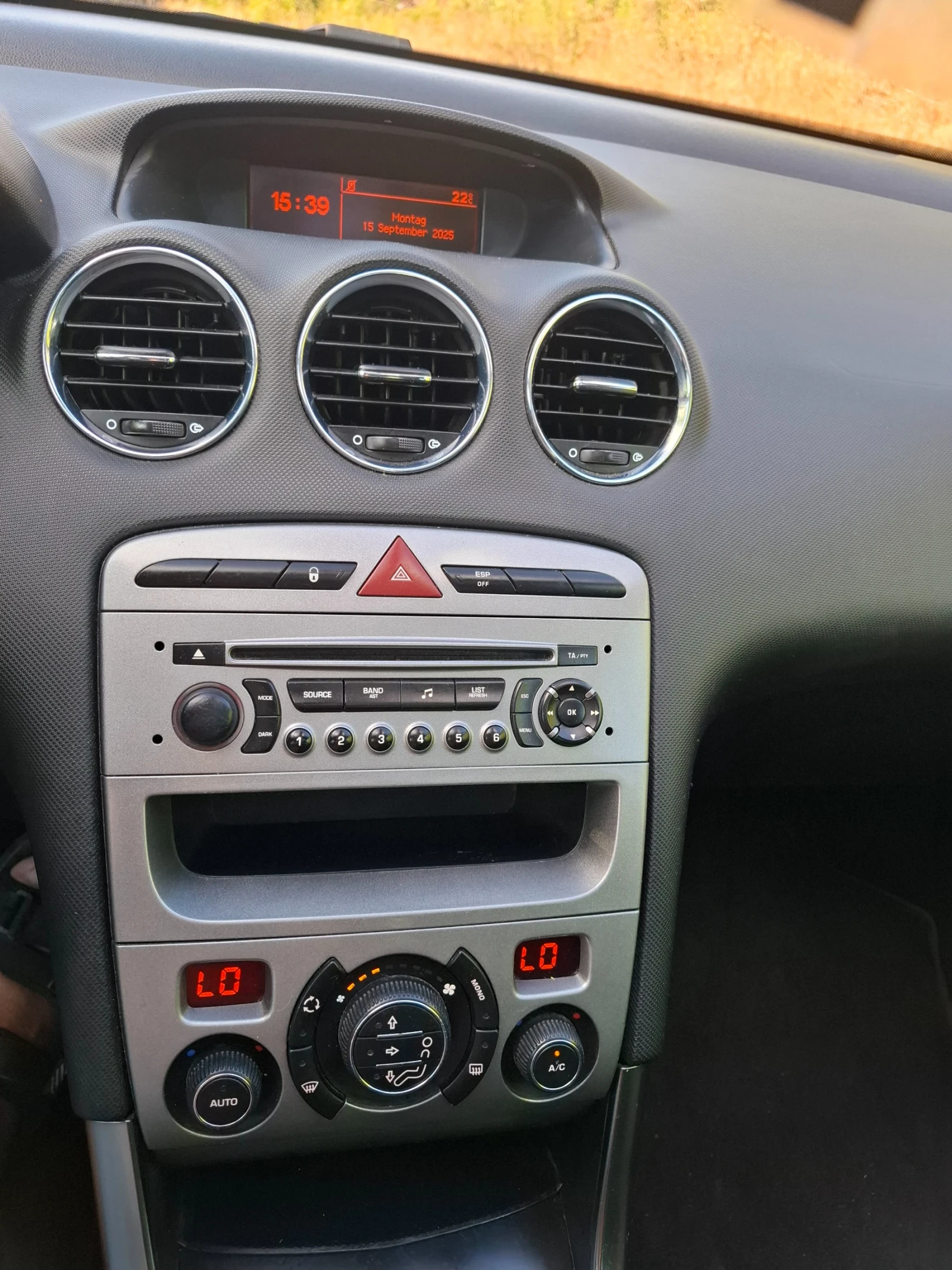 Peugeot 308 308SW, снимка 11 - Автомобили и джипове - 54376097