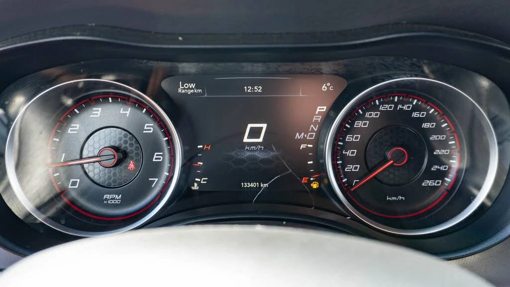 Dodge Charger SXT* AвтоКредит * (ЦЕНА ДО БГ), снимка 5 - Автомобили и джипове - 54430014