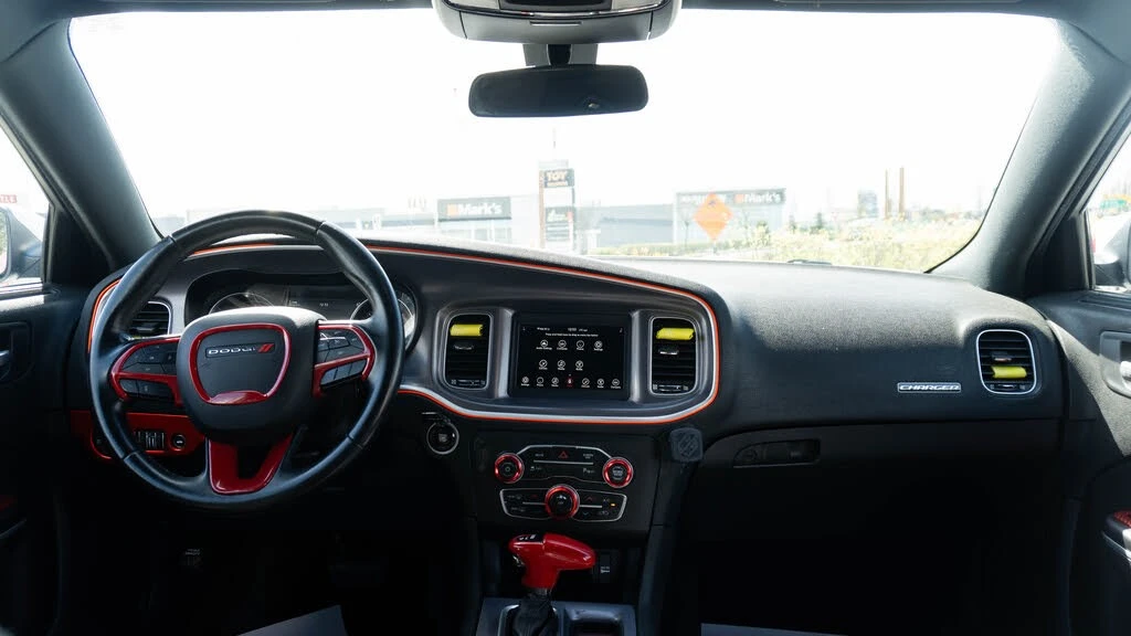 Dodge Charger SXT* AвтоКредит * (ЦЕНА ДО БГ), снимка 14 - Автомобили и джипове - 54430014
