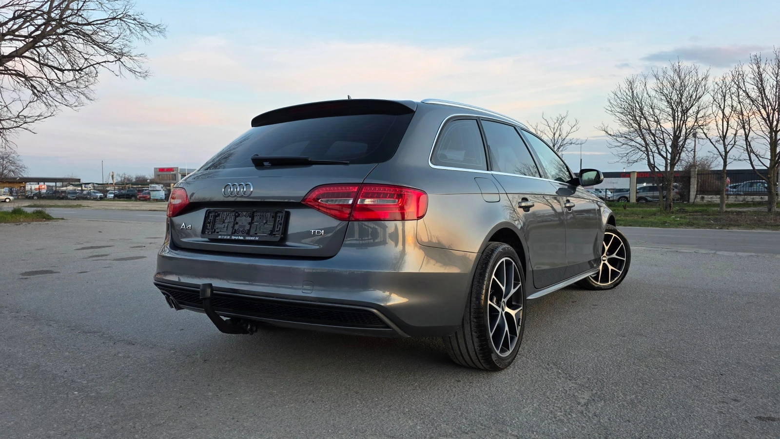Audi A4 S-LINE/БРУТАЛНА, снимка 5 - Автомобили и джипове - 54487596