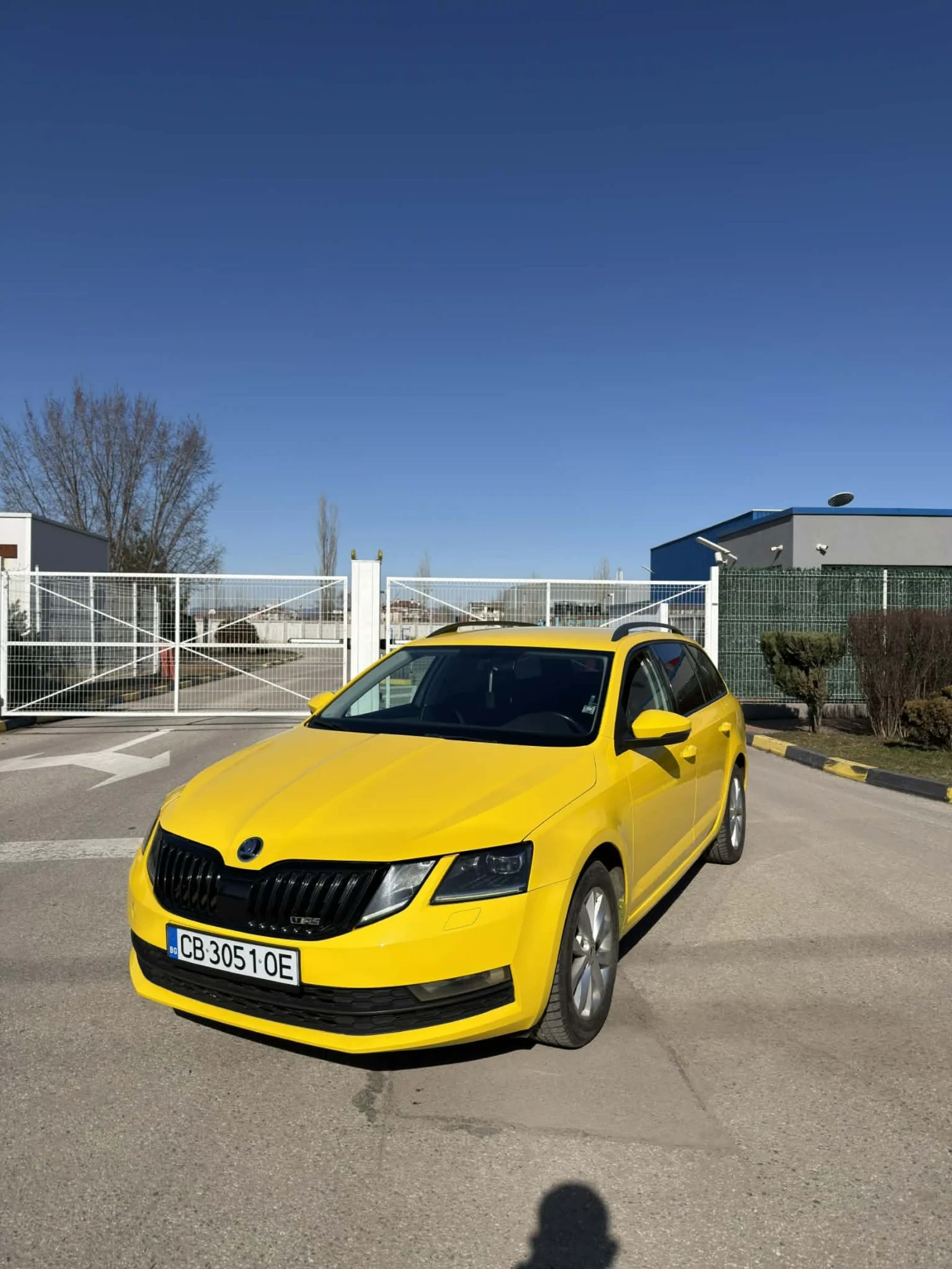 Skoda Octavia 1.4/МЕТАН/ НЕ Е БИЛА ТАКСИ!, снимка 3 - Автомобили и джипове - 54528148