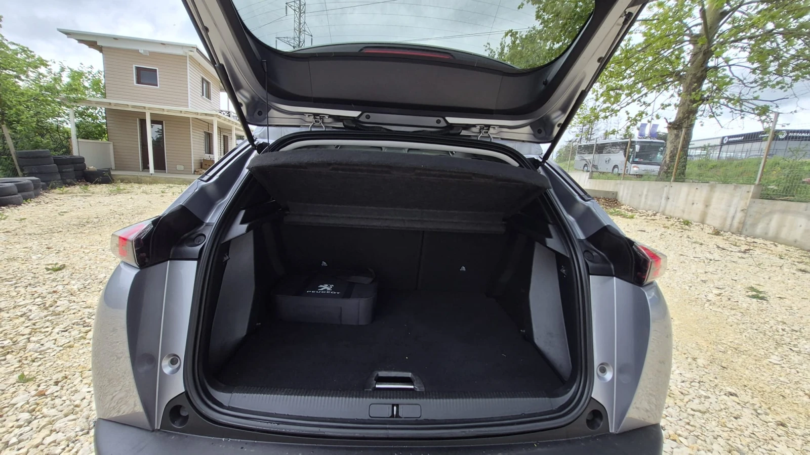 Peugeot 2008 electric drive 100 kW Allure Business/Camera | Mobile.bg � ����������� 11