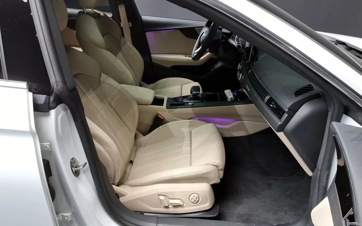 Audi A5 40 TFSI * Distronic* Подгр/Обдух* 360* HeadsUp* Bl, снимка 9 - Автомобили и джипове - 54725675
