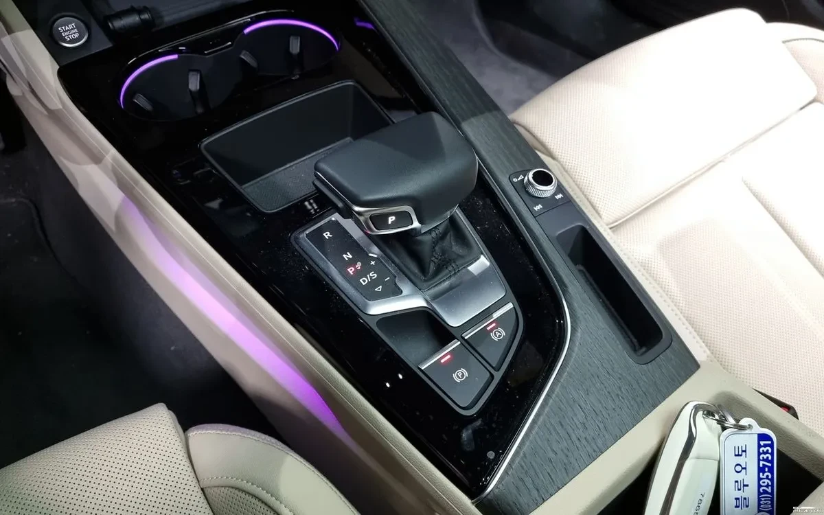 Audi A5 40 TFSI * Distronic* Подгр/Обдух* 360* HeadsUp* Bl, снимка 7 - Автомобили и джипове - 54725675