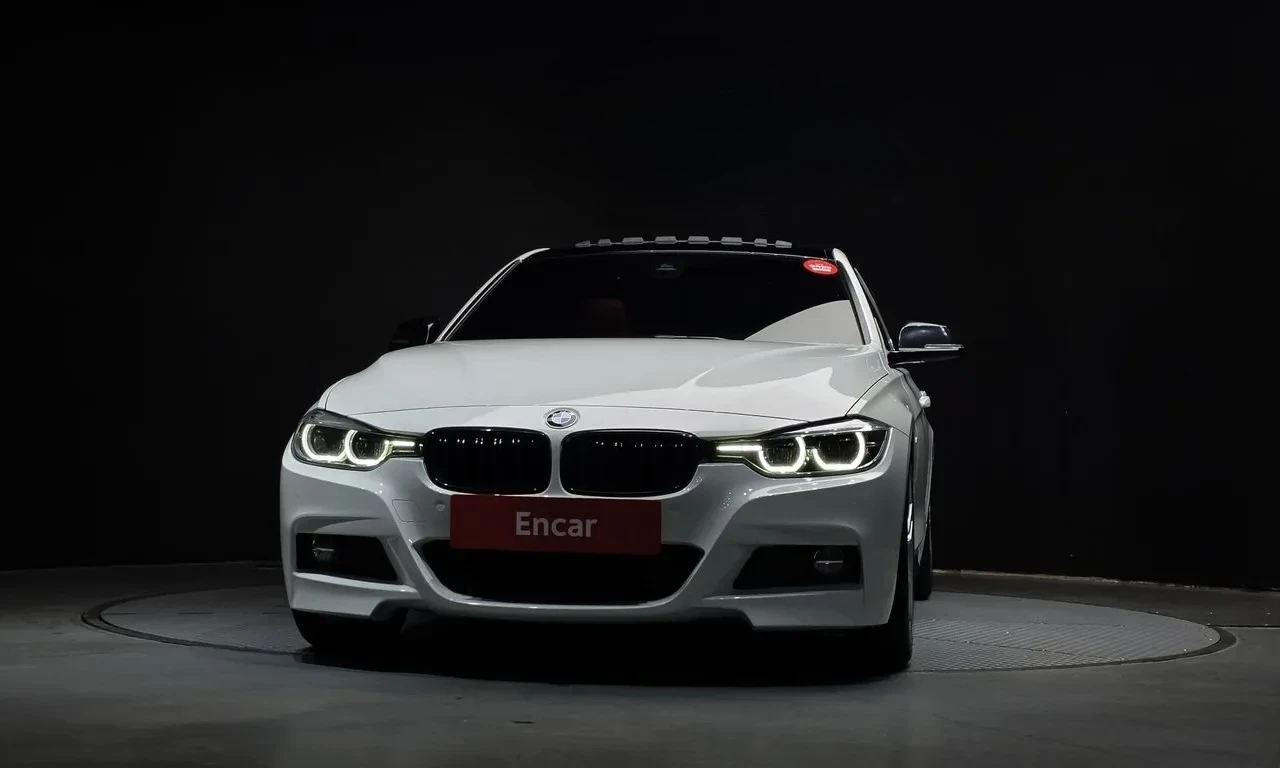 BMW 330 330M HeadUp/ Disi Tronic. Подгрев, снимка 2 - Автомобили и джипове - 54943917