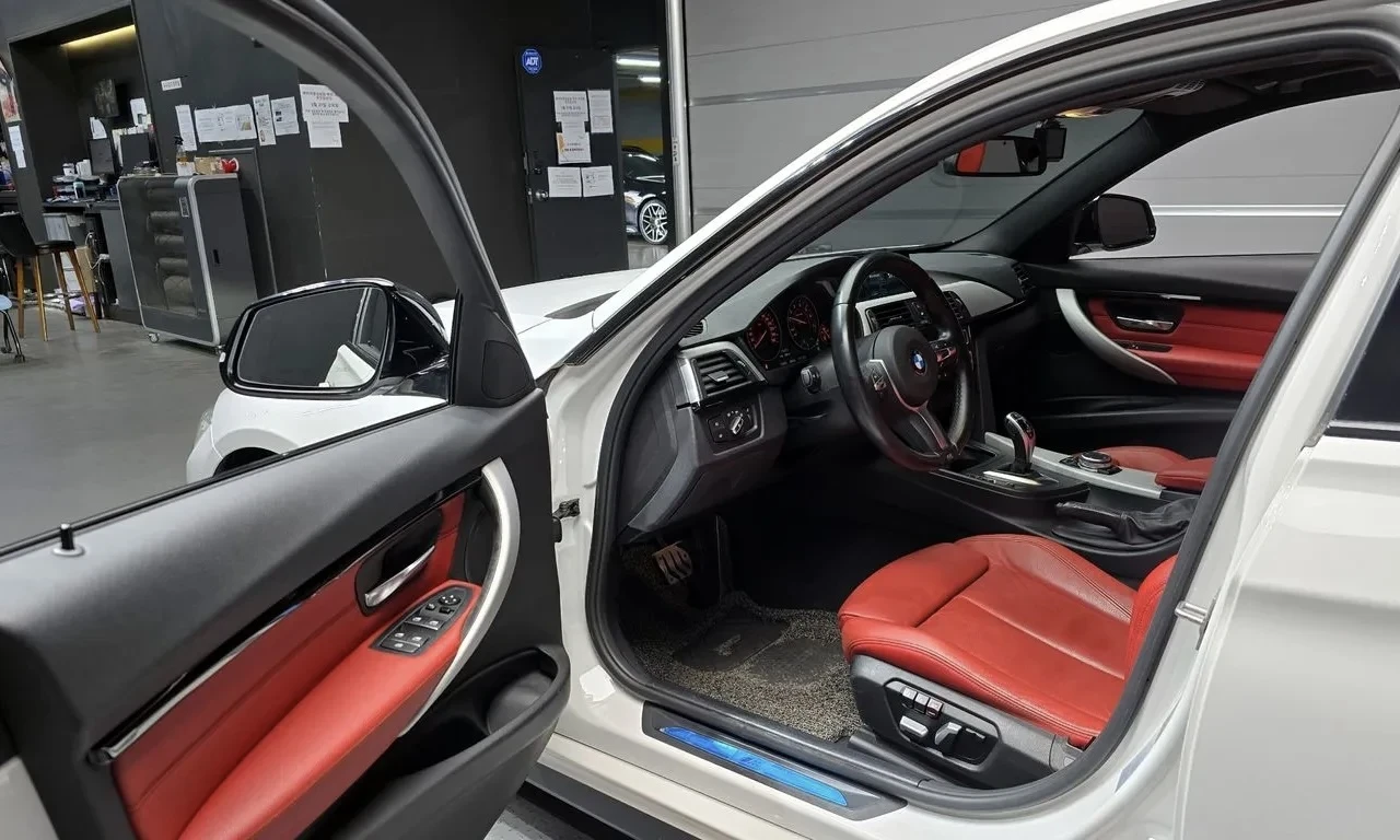 BMW 330 330M HeadUp/ Disi Tronic. Подгрев, снимка 6 - Автомобили и джипове - 54943917
