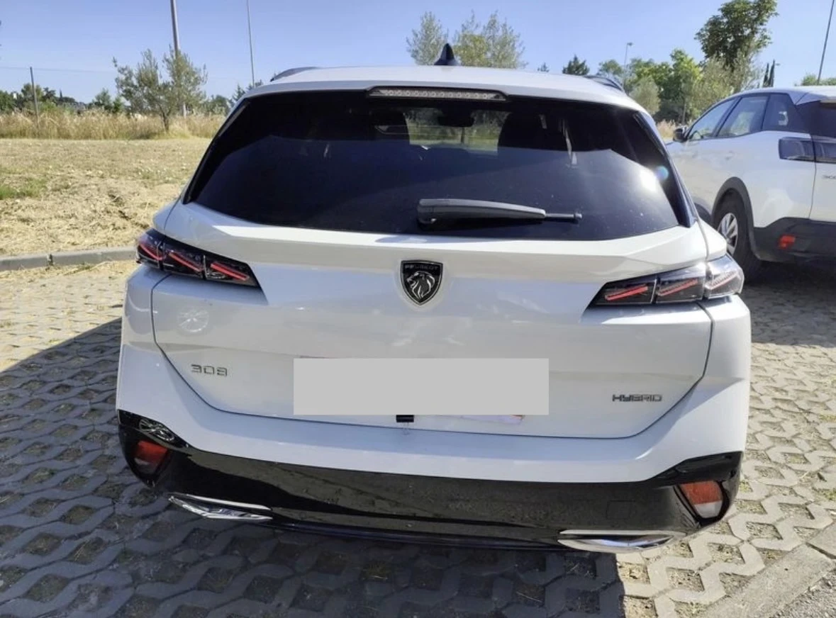 Peugeot 308 1.6Plug-in Hybrid 225ks. GT-Line е-EAT8 , снимка 8 - Автомобили и джипове - 54974409