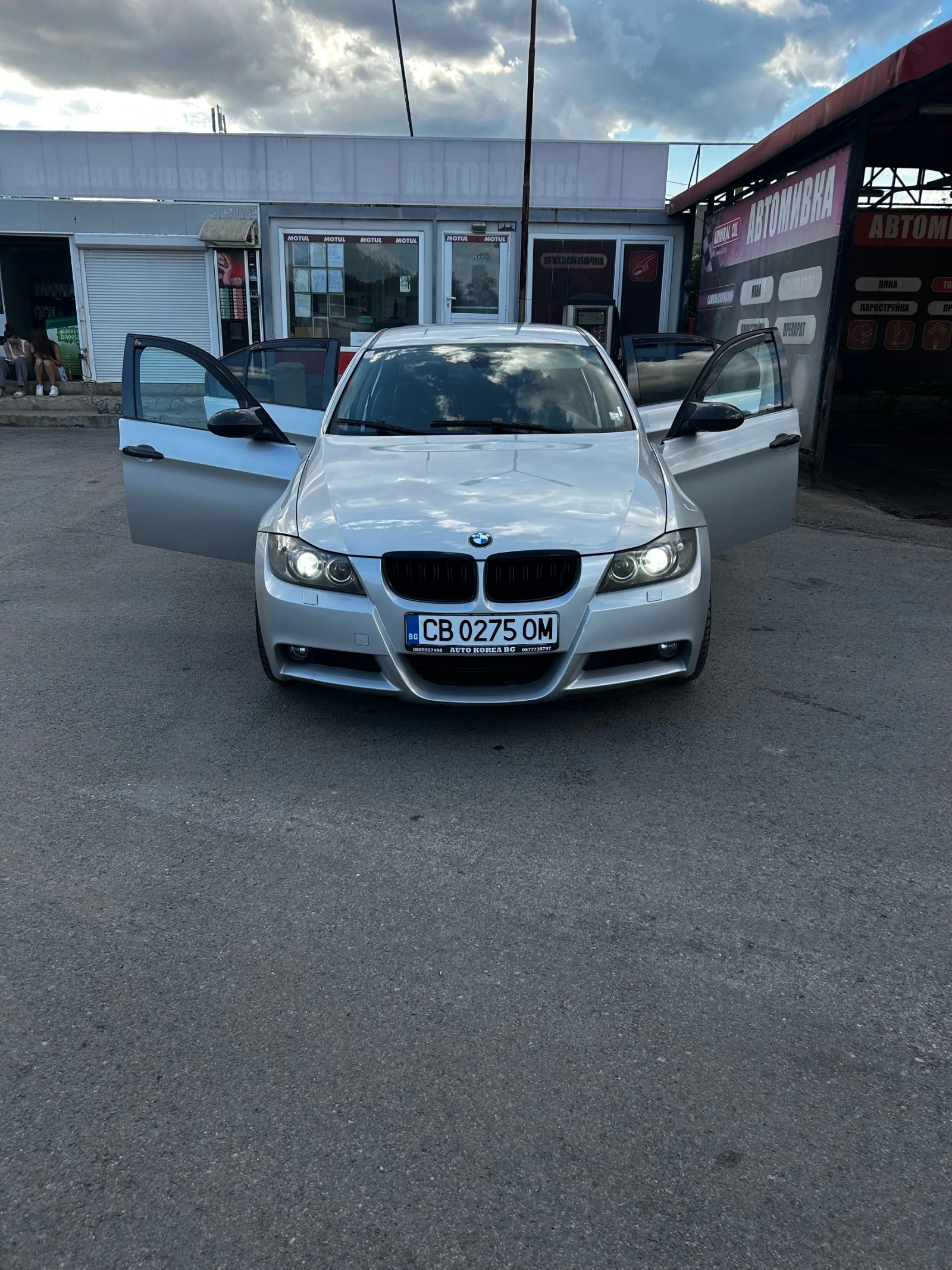 BMW 320, снимка 2 - Автомобили и джипове - 55240358