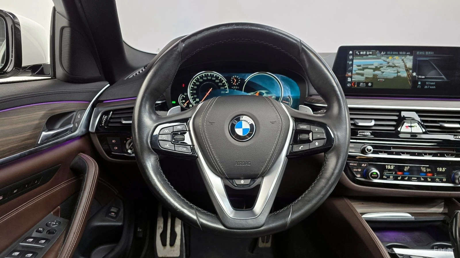 BMW 530 XDRIVE/M-SPORT/DRIVE-ASSISTS, снимка 7 - Автомобили и джипове - 55688419