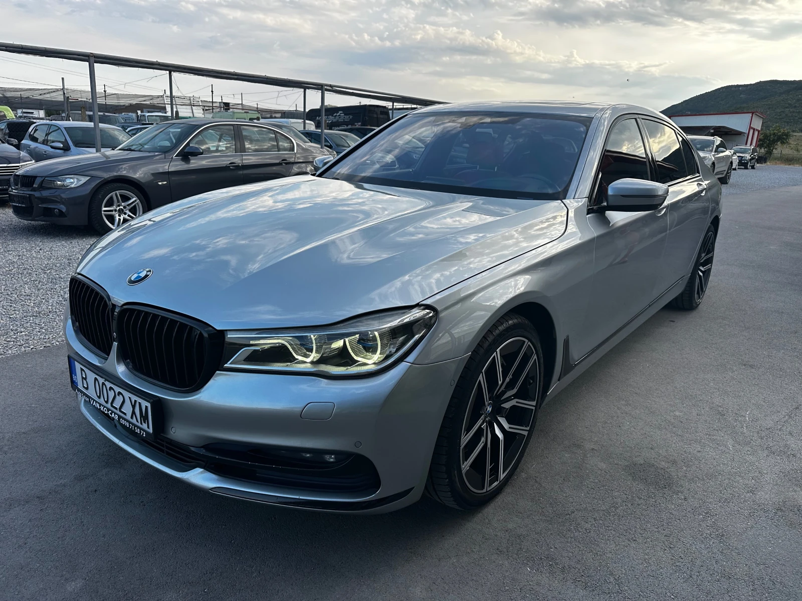 BMW 750 Ld 400к.с* LONG* INDIVIDUAL* MEGA FULL, снимка 4 - Автомобили и джипове - 55791713