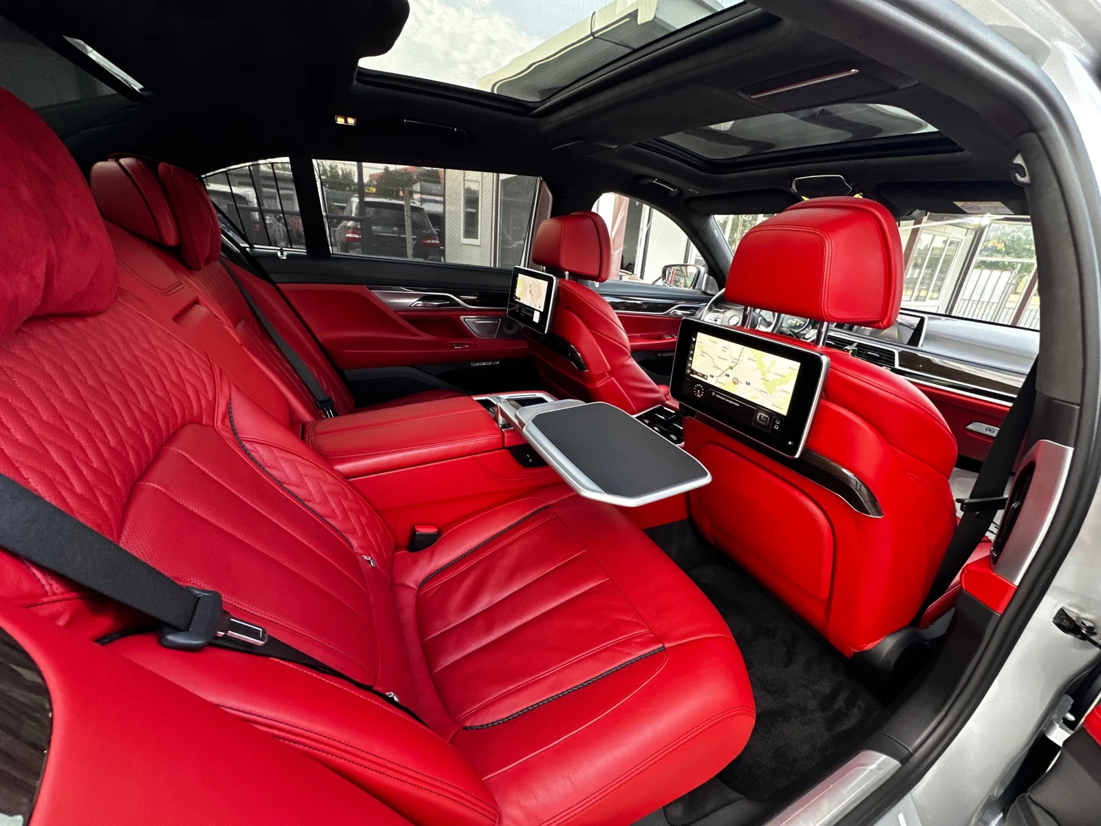 BMW 750 Ld 400к.с* LONG* INDIVIDUAL* MEGA FULL, снимка 15 - Автомобили и джипове - 55791713