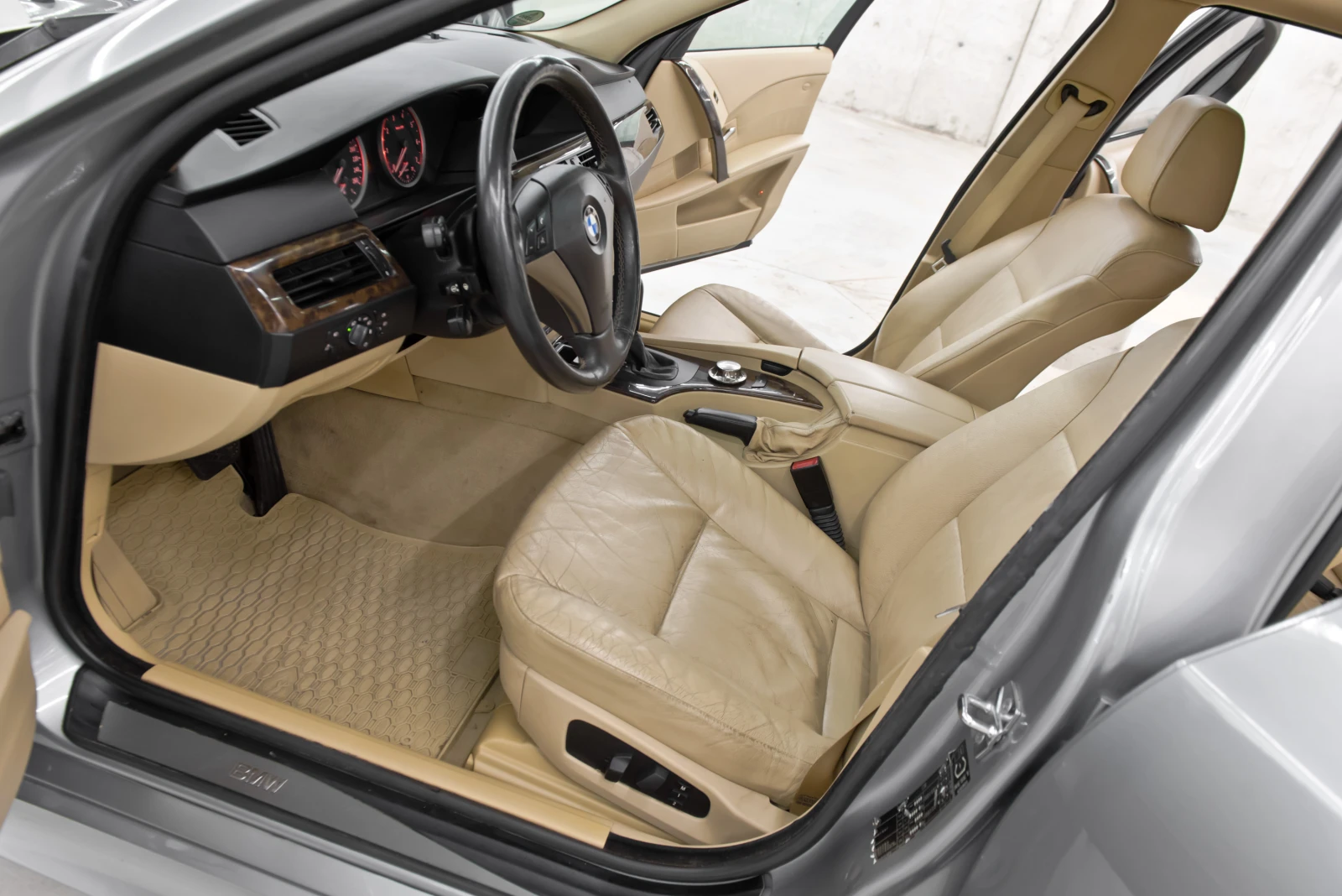 BMW 545 V8 * M5* Генерация, снимка 10 - Автомобили и джипове - 55852843