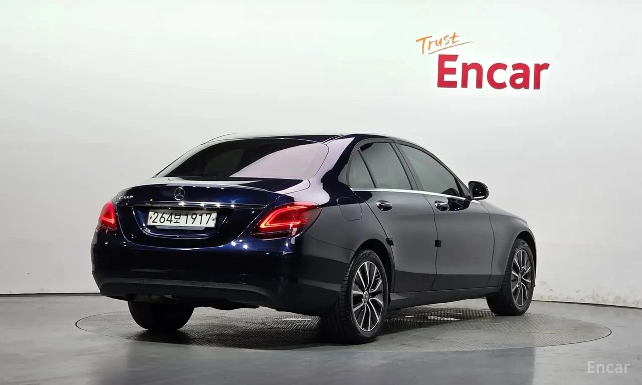 Mercedes-Benz C 200 / ЦЕНА ДО БЪЛГАРИЯ С ВСИЧКИ ТАКСИ ДО БЪЛГАРИЯ /, снимка 2 - Автомобили и джипове - 56130908