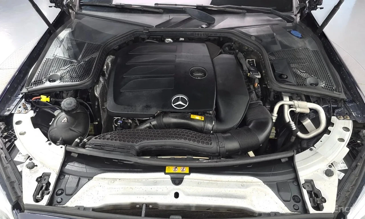 Mercedes-Benz C 200 / ЦЕНА ДО БЪЛГАРИЯ С ВСИЧКИ ТАКСИ ДО БЪЛГАРИЯ /, снимка 6 - Автомобили и джипове - 56130908