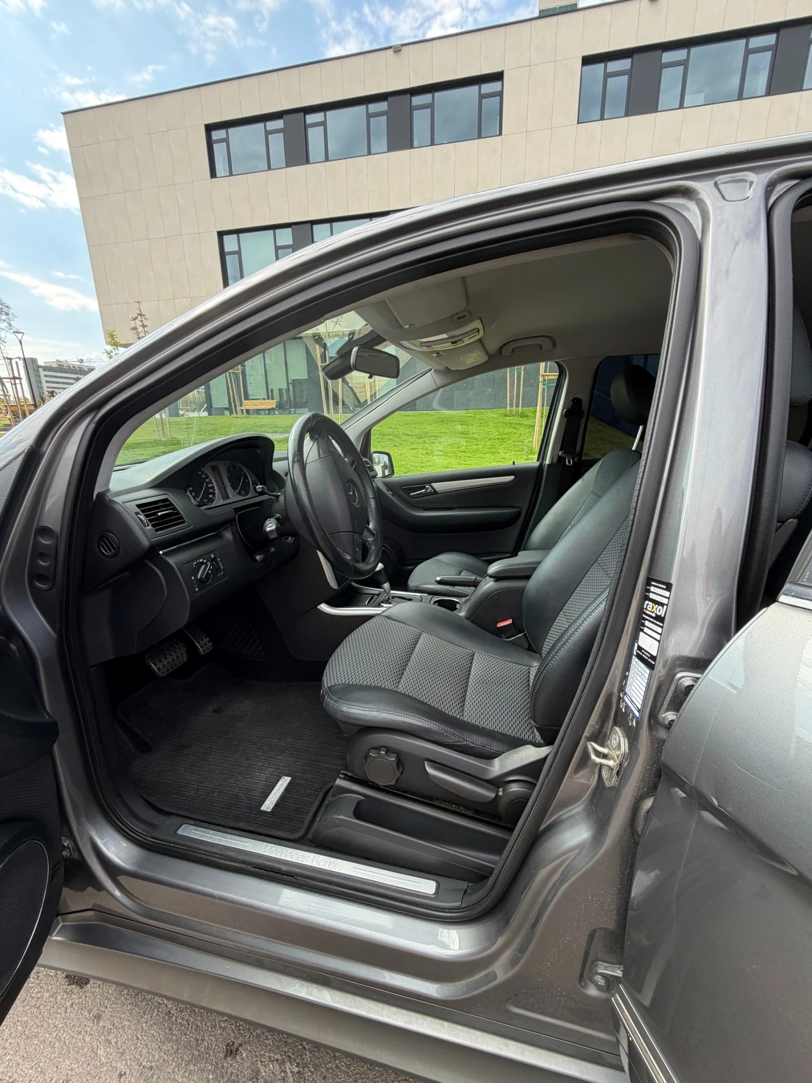 Mercedes-Benz B 170, снимка 8 - Автомобили и джипове - 56150464