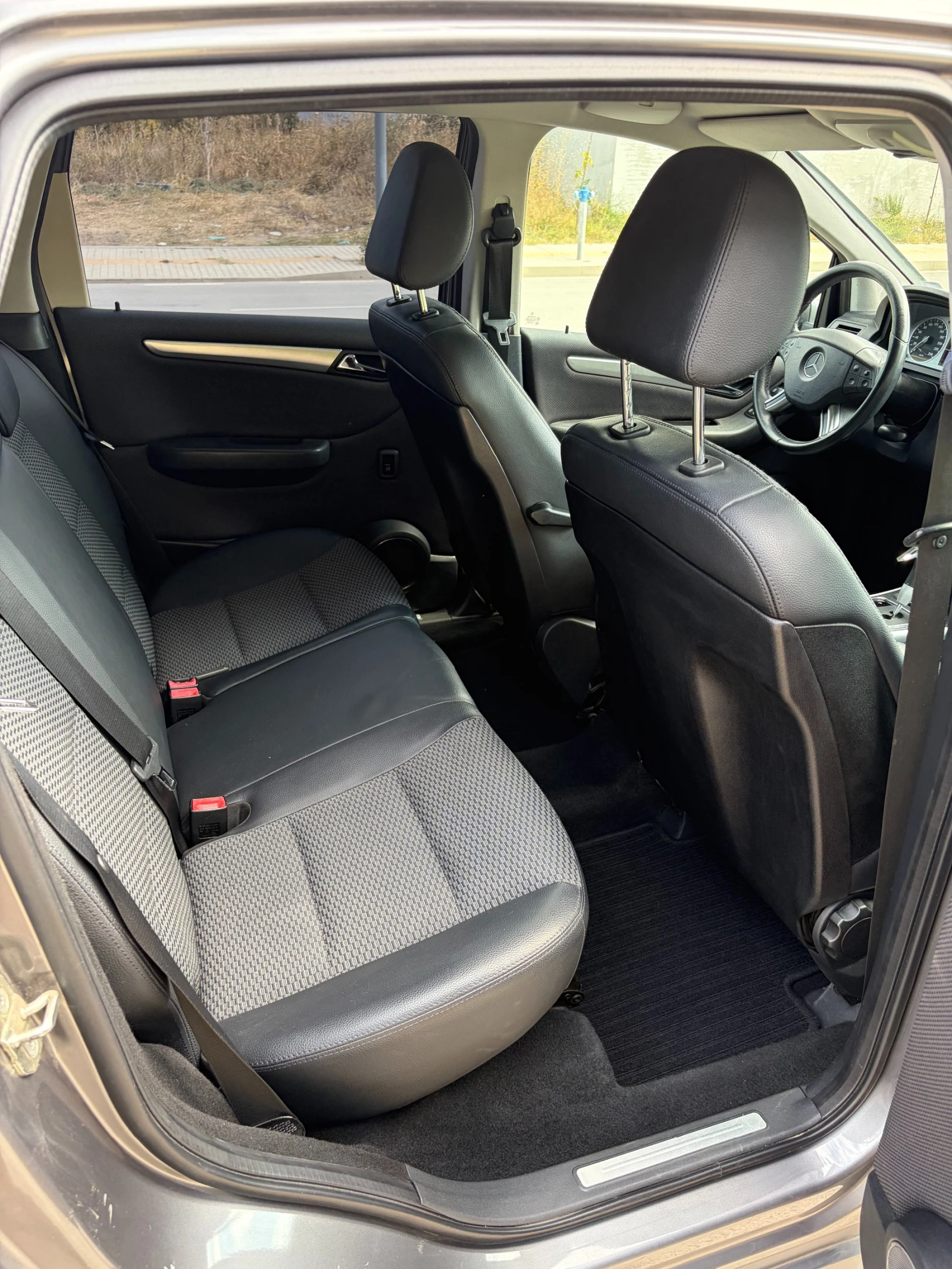 Mercedes-Benz B 170, снимка 11 - Автомобили и джипове - 56150464