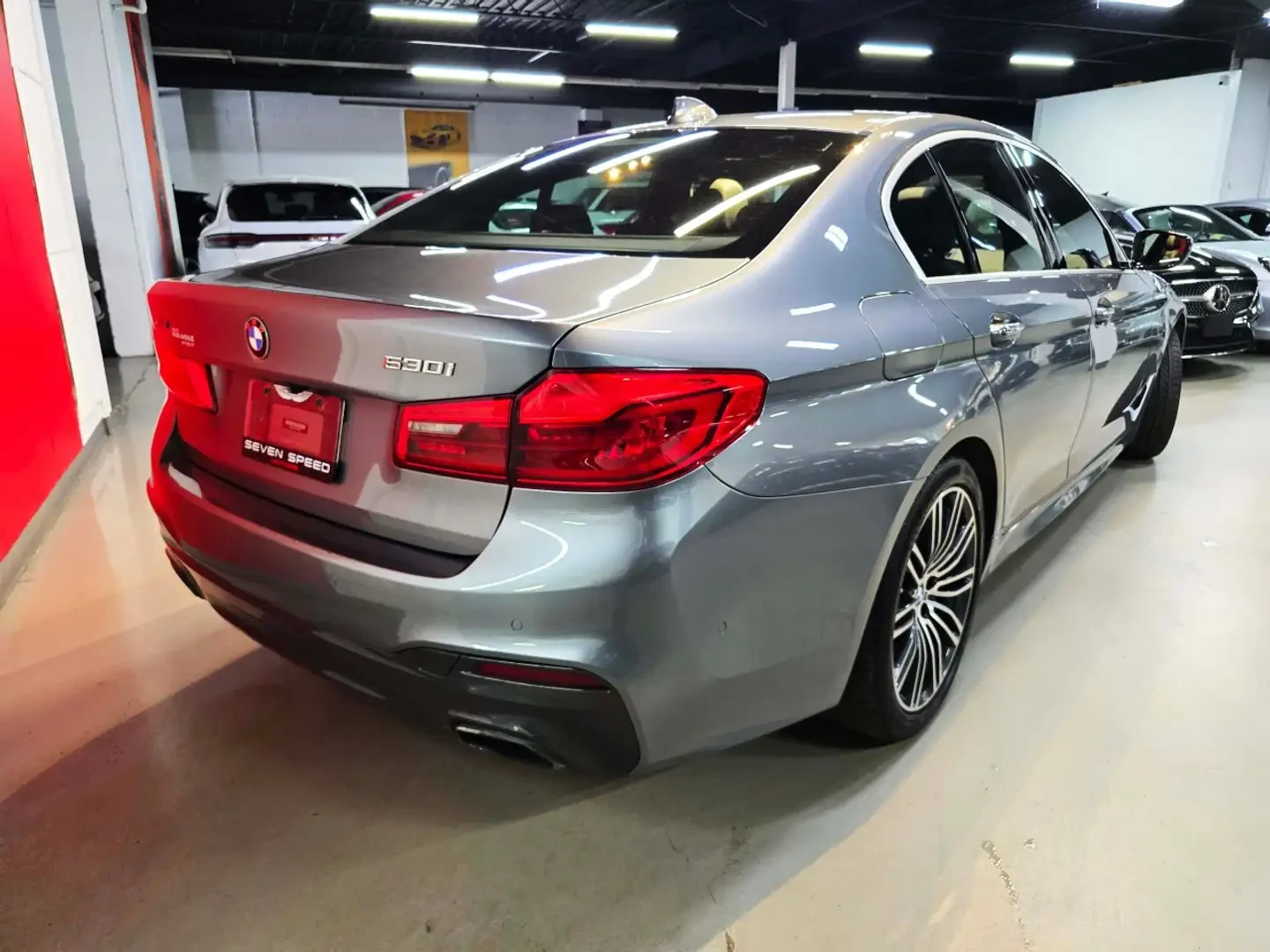 BMW 530 ������ ��� ������������/M-SPORT/HUD/�������� ����� | Mobile.bg � ����������� 5