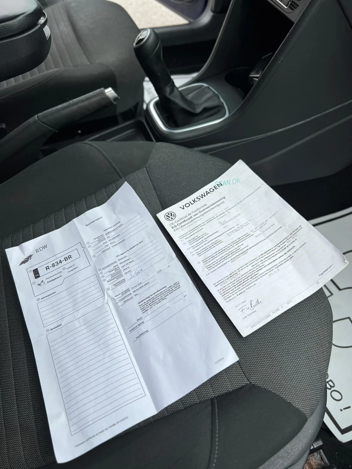 VW Polo 1.6TDI, снимка 15 - Автомобили и джипове - 56551661