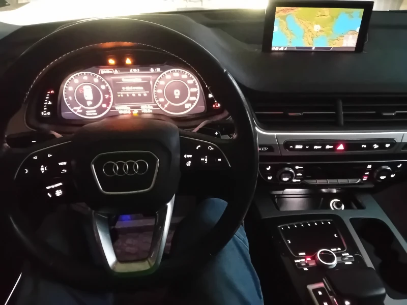 Audi Q7 2.0TFSI , снимка 15 - Автомобили и джипове - 48257473