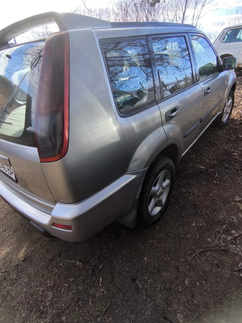 Nissan X-trail 2.2Dci, снимка 8 - Автомобили и джипове - 48717179