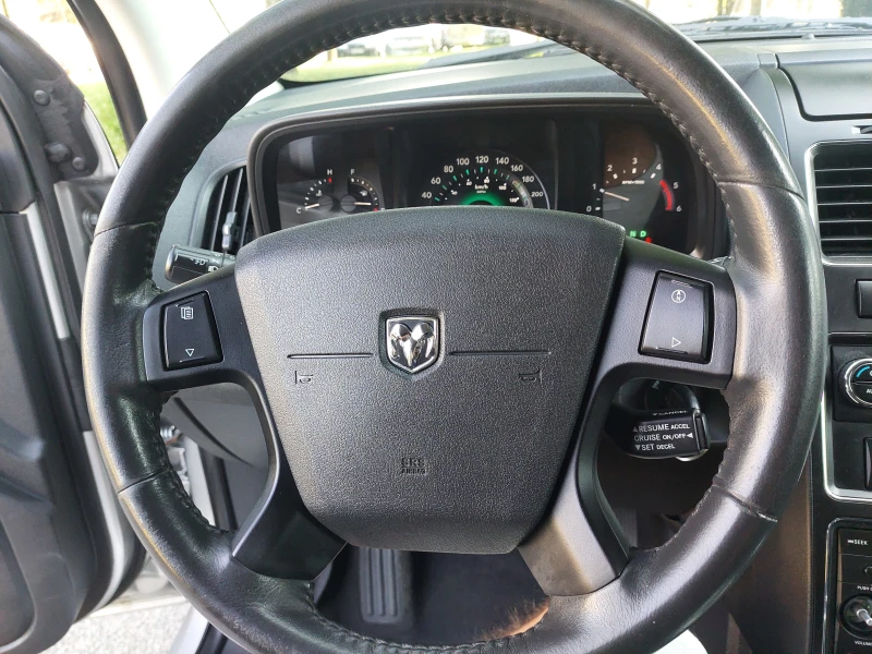 Dodge Journey 2, 0TDI 140ps VW мотор, снимка 8 - Автомобили и джипове - 51595725