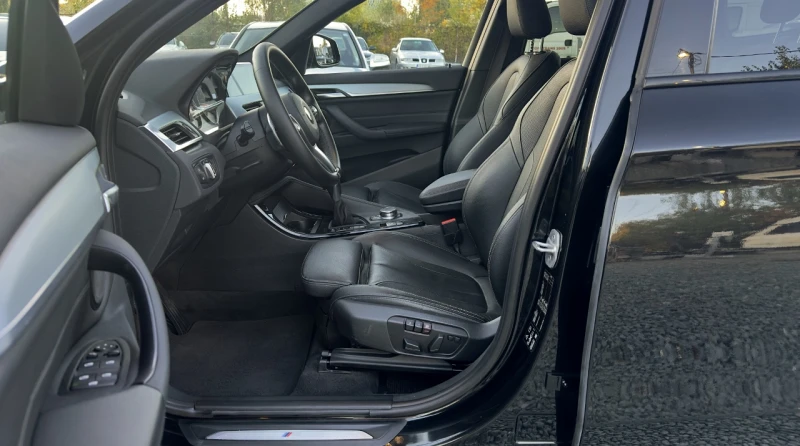 BMW X1 2.5i M-Sport 4x4 Distronic Keyless Headup Panorama, снимка 5 - Автомобили и джипове - 52209304