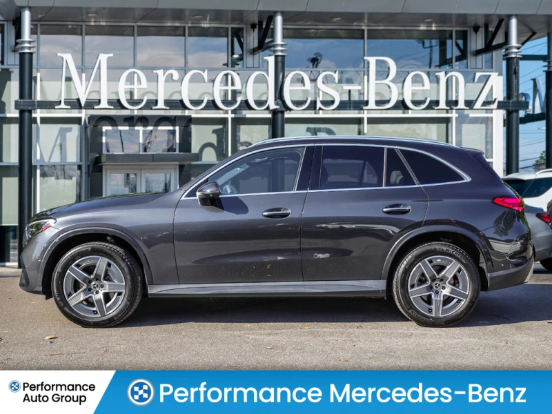 Mercedes-Benz GLC 300 * AMG * 4Matic * 360 * Ambient Premium, снимка 3 - Автомобили и джипове - 52474444