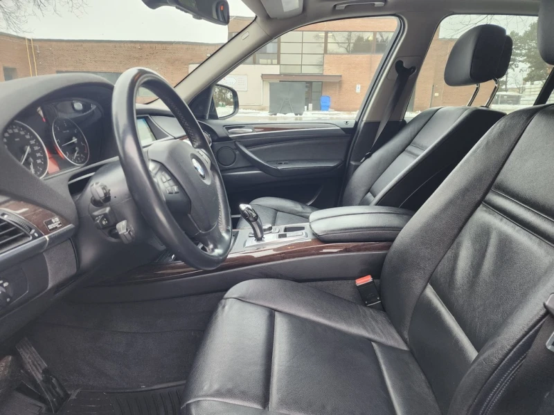 BMW X5 35d * * CARFAX * * АВТО КРЕДИТ * * , снимка 9 - Автомобили и джипове - 52893979